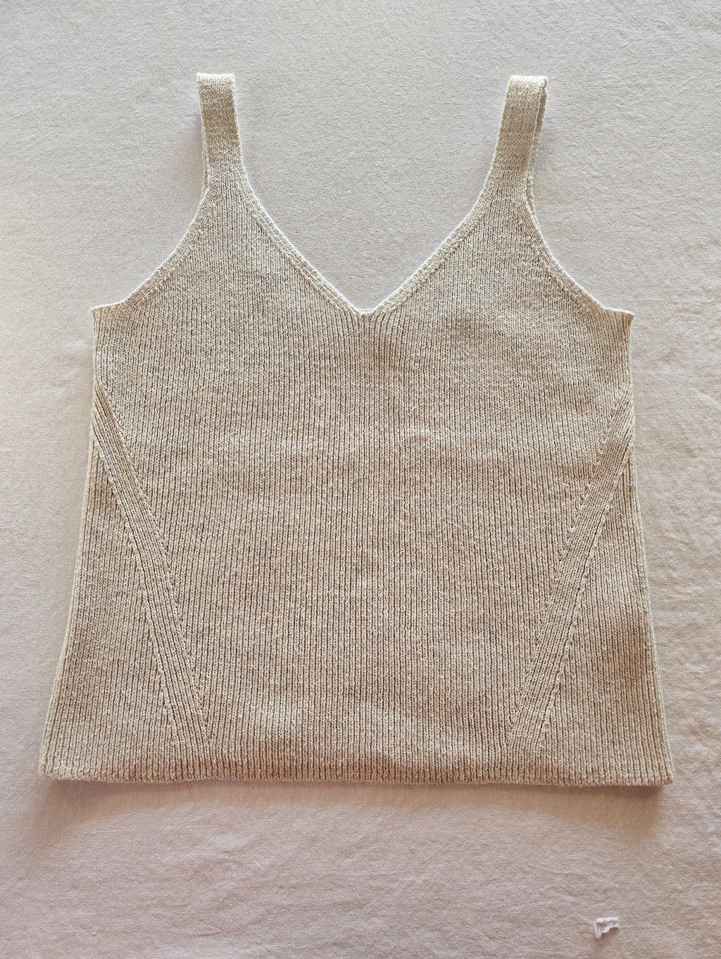 Old Navy Knit V-Neck Tank Top - Cream